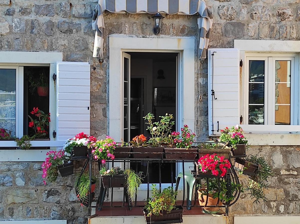Guesthouse Bogdanovic บุดวา ภายนอก รูปภาพ