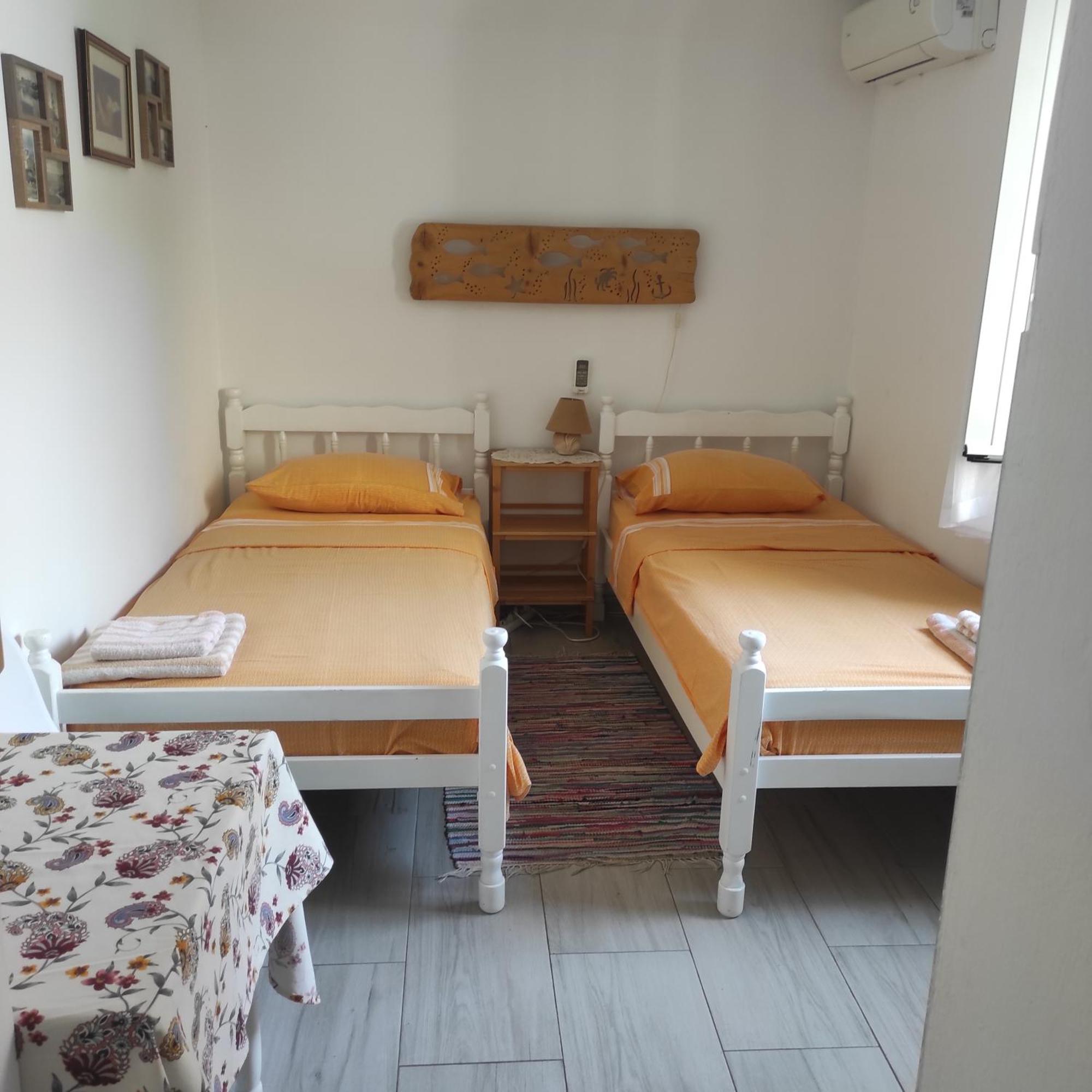 Guesthouse Bogdanovic บุดวา ภายนอก รูปภาพ