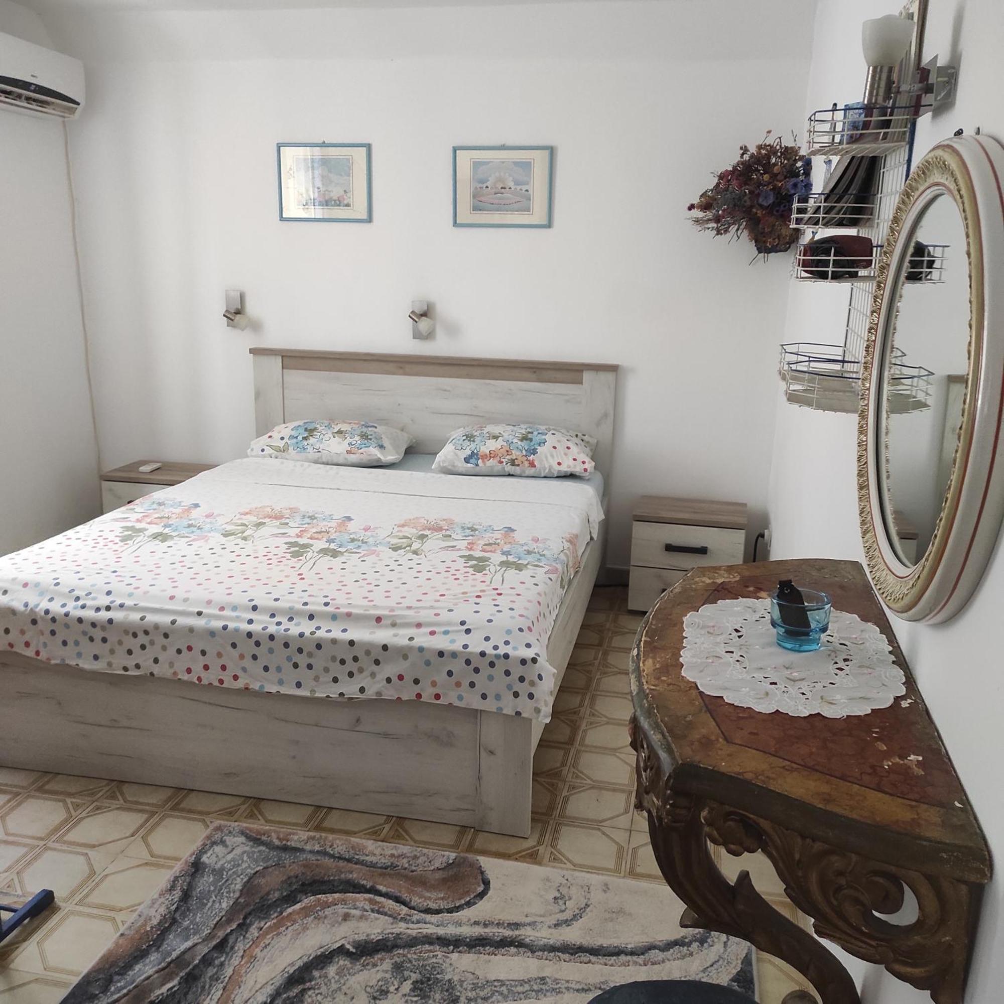 Guesthouse Bogdanovic บุดวา ภายนอก รูปภาพ